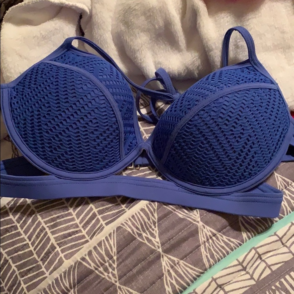 Bathing suit top